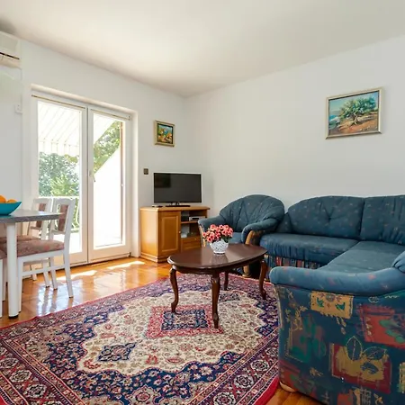 Apartment Puskar Jozo *